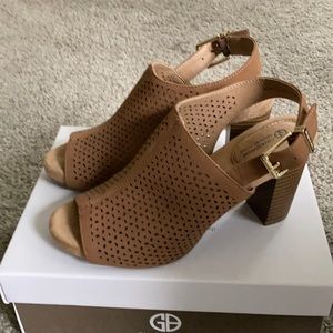 Giani Bernini Shootie Sandal